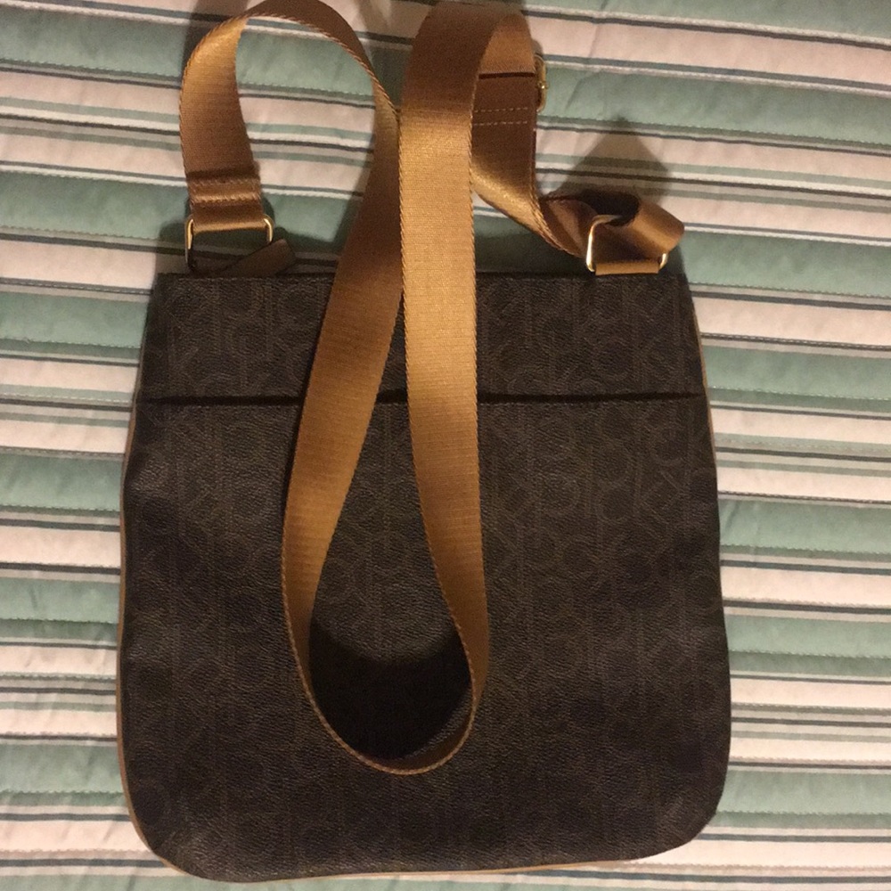 Calvin Klein Crossbody Purse - Picture 2 of 3